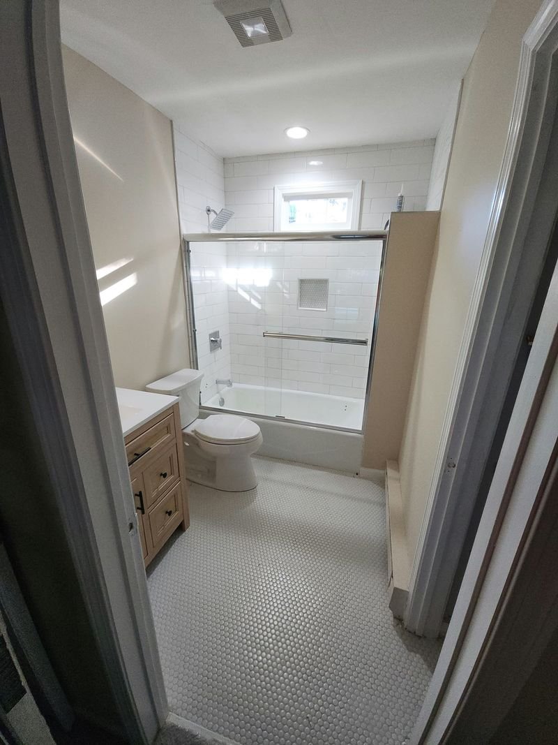 Bathroom remodeling project photo