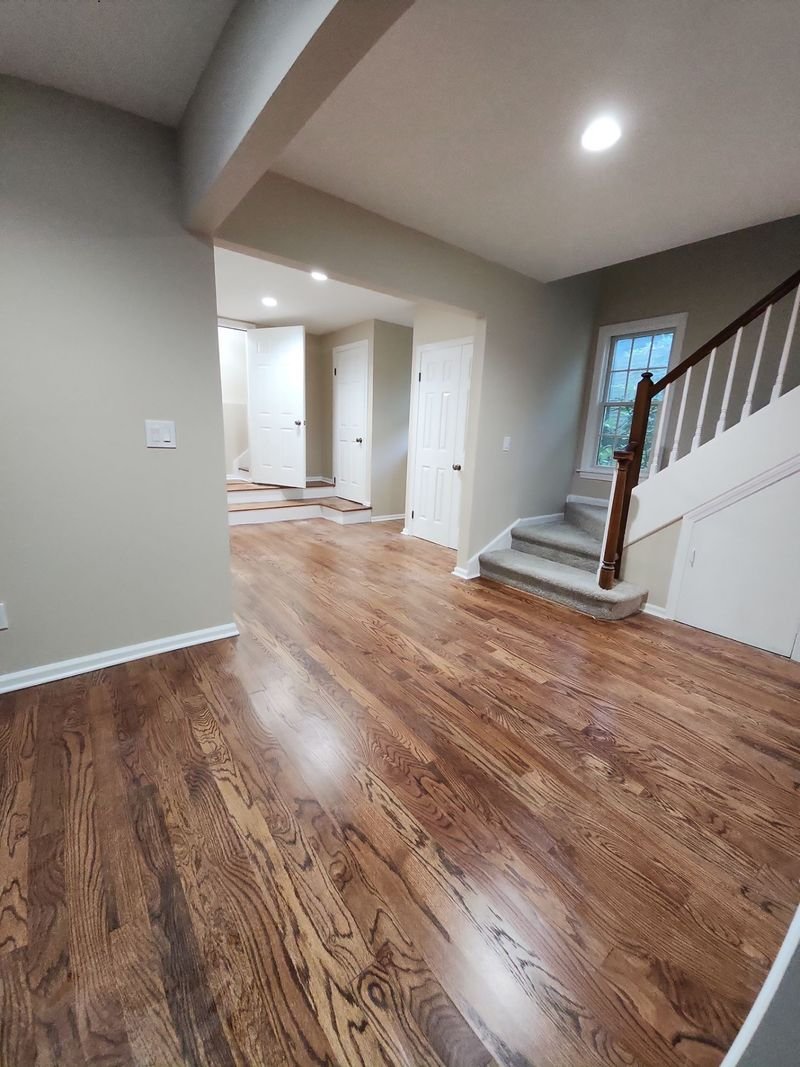Floors, paint and drywall project photo